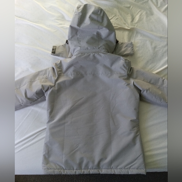 COPY - Suokeni womens Snowboard Jacket - Picture 2 of 5